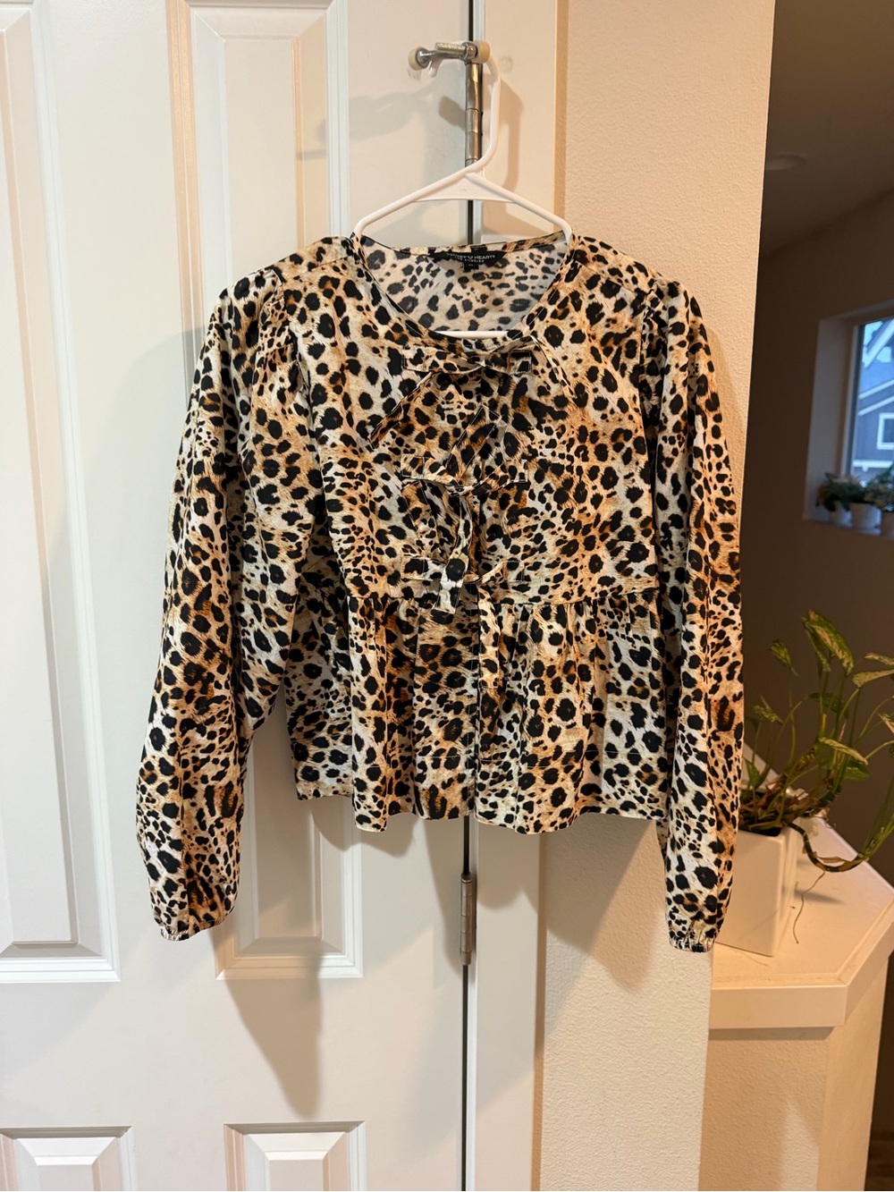 Velvet Heart Leopard Ruffle Peplum Top - Tan & Black
